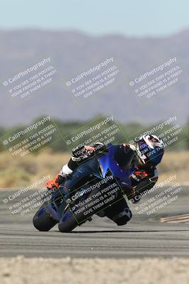 media/Oct-13-2025-Moto Forza (Mon) [[a66d839500]]/4-C Group/Session 3 (Turn 16)/